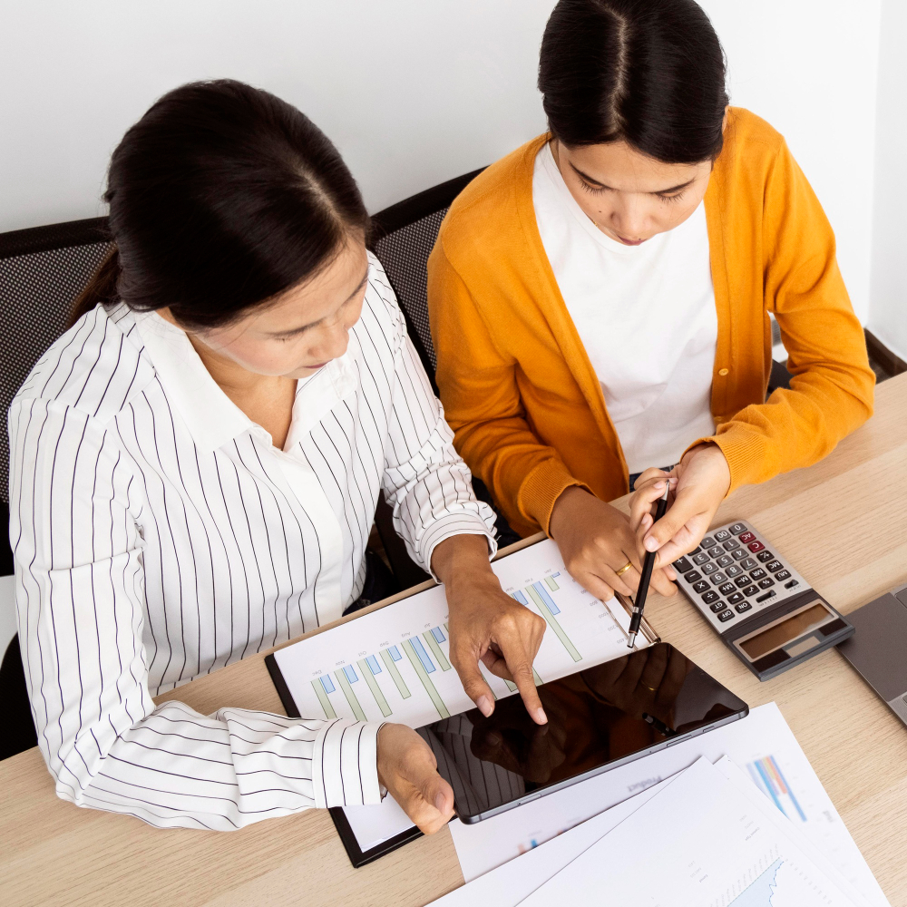Advisor reviewing a client’s return